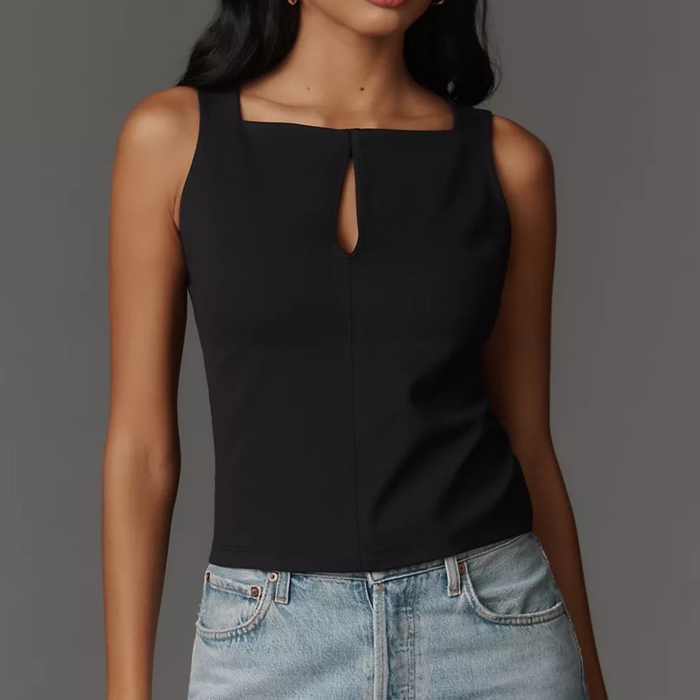 *NWT* Anthropologie Keyhole Top🖤